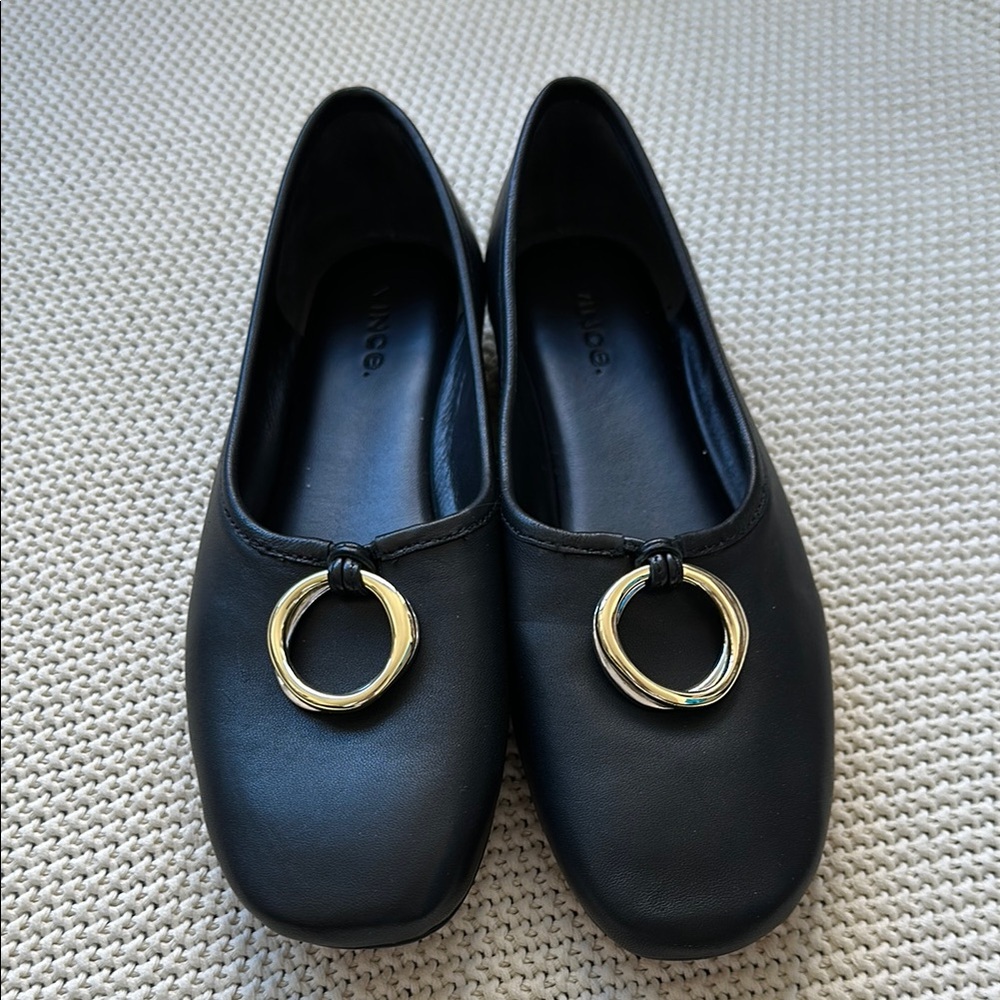New Vince Didi Black Leather ballet flats